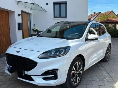 Gebraucht Ford Kuga ST-Line X 224 PS (164 kW) 2020 Weiß SUV