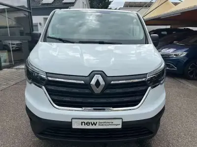 Usata Renault Trafic Komfort 150 CV (110 kW) 2023 Bianco Monovolume