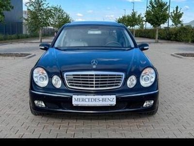Mercedes E320