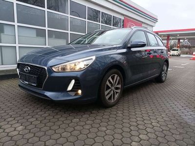 gebraucht Hyundai i30 Kombi 1.0 T-GDI Premium