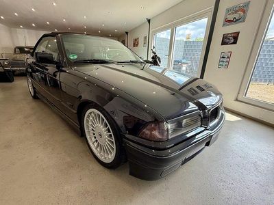 Gebraucht BMW 318 Cabriolet Performance 116 PS (85 kW) 1994 Schwarz Cabrio