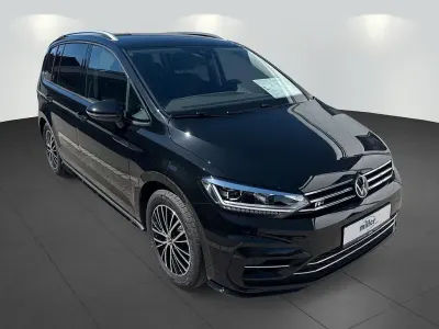 Neu VW Touran R-line 150 PS (110 kW) 2026 Schwarz Van / Kleinbus