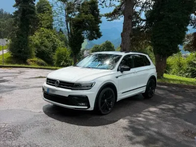 Gebraucht VW Tiguan R-line 150 PS (110 kW) 2019 Weiß SUV