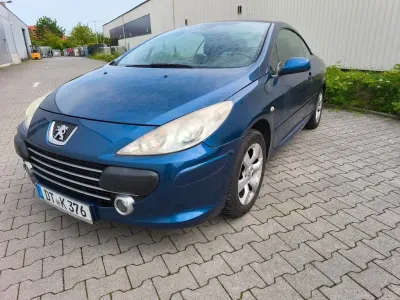 Gebraucht Peugeot 307 CC Tendance 140 PS (102 kW) 2006 Blau Cabrio