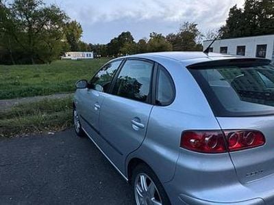 Silber Gebraucht 2006 Seat Ibiza Kleinwagen | 800 €