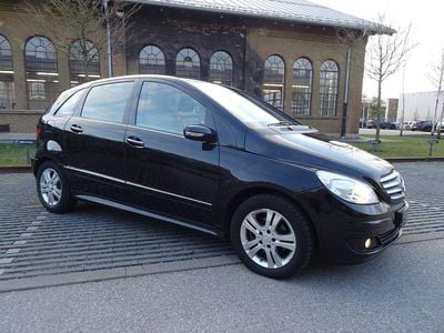 Gebraucht Mercedes B200 136 PS (100 kW) 2005 Schwarz Van / Kleinbus