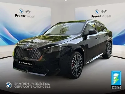 Gebraucht BMW iX2 Luxury Line 230 kW (313 PS) 2025 Schwarz SUV