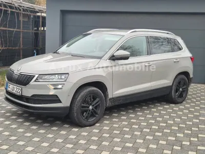Gebraucht Skoda Karoq Style 150 PS (110 kW) 2017 Seda steel/steel grau SUV