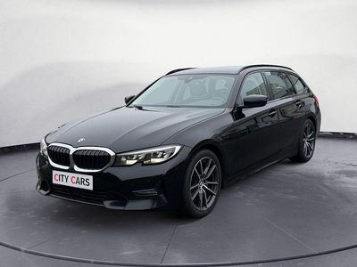 Schwarz Gebraucht 2020 BMW 320 Sport Line Kombi | 16.250 € (Teuer)