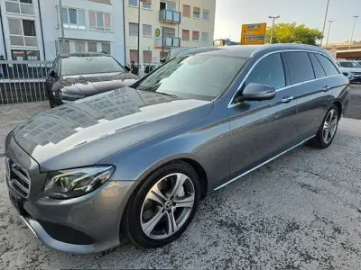 Gebraucht Mercedes E400 Avantgarde 340 PS (250 kW) 2019 Grau Kombi