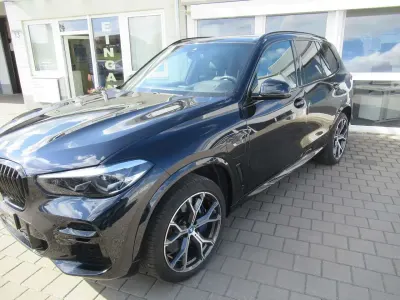 Używany BMW X5 M Sport 394 KM (289 kW) 2022 Czarny SUV