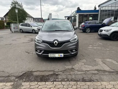 Używany Renault Scénic IV Business 110 KM (80 kW) 2018 Szary Minivan