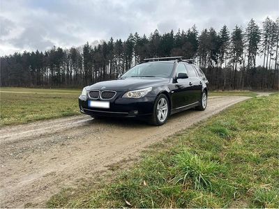 Gebraucht BMW 525 197 PS (144 kW) 2010 Schwarz Kombi