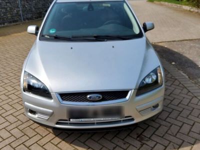 gebraucht Ford Focus 1,6 Titanium Autom. Titanium