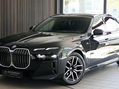 Second-hand BMW 740 M Sport 299 CP (219 kW) 2023 Negru Berlinǎ
