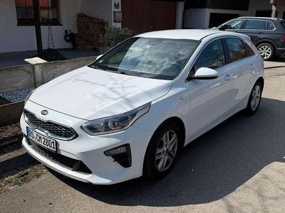 Gebraucht Kia Ceed Edition 7 120 PS (88 kW) 2020 Weiß Kleinwagen