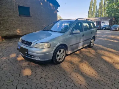 Gebraucht Opel Astra Comfort 101 PS (74 kW) 2002 Limousine