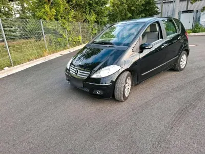 Gebraucht Mercedes A170 115 PS (84 kW) 2005 Schwarz Van / Kleinbus