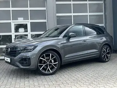 Gebraucht VW Touareg R-line 360 PS (264 kW) 2022 Grau SUV
