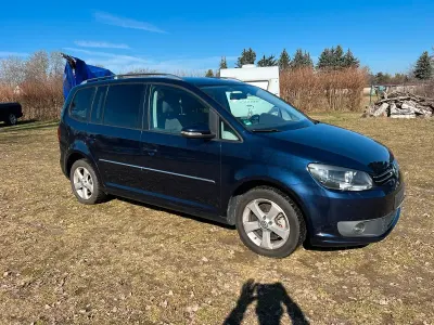 Gebraucht VW Touran 140 PS (102 kW) 2012 Blau Van / Kleinbus