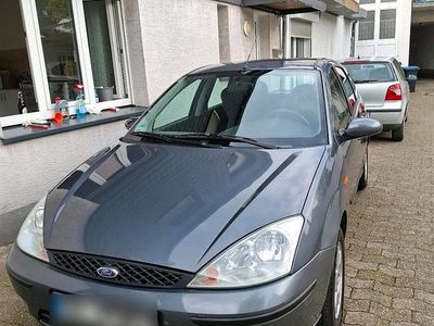 Gebraucht Ford Focus 75 PS (55 kW) 2003 Limousine