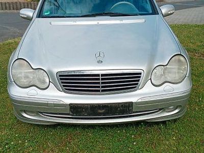 Mercedes C220