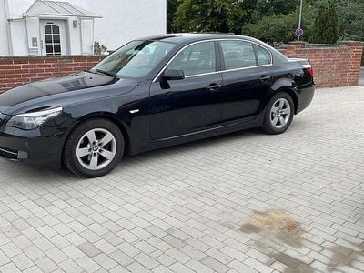 BMW 523