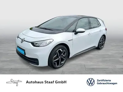 Gebraucht VW ID.3 Pure 110 kW (150 PS) 2022 Gletscherweiß metallic schwarz Kleinwagen