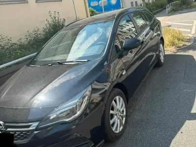 Gebraucht Opel Astra 136 PS (100 kW) 2019 Schwarz Kombi