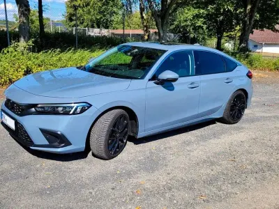 Gebraucht Honda Civic Advance 184 PS (135 kW) 2025 Grau Limousine