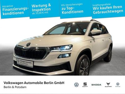 Moonweiß perleffekt Gebraucht 2025 Skoda Karoq Selection SUV | 31.740 € (Fairer Preis)