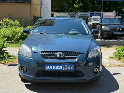 Gebraucht Kia ProCeed 90 PS (66 kW) 2010 Blau Kleinwagen