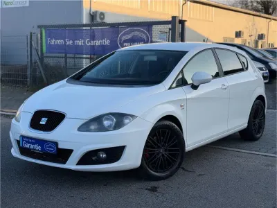 Gebraucht Seat Leon 105 PS (77 kW) 2011 Weiß Kleinwagen