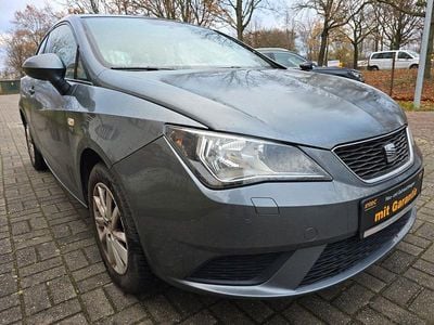 Grau Gebraucht 2013 Seat Ibiza Style Coupé | 6.999 € (Fairer Preis)