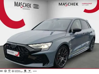 Neu Audi RS3 Sport 400 PS (294 kW) 2025 Grau Limousine