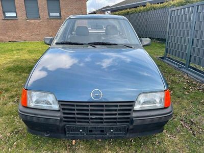 gebraucht Opel Kadett -E Blau