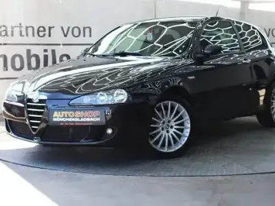 Gebraucht Alfa Romeo 147 Progression 120 PS (88 kW) 2006 Schwarz Kleinwagen
