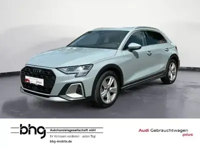 Gebraucht Audi A3 Ambiente 150 PS (110 kW) 2025 Pfeilgrau perleffekt Limousine