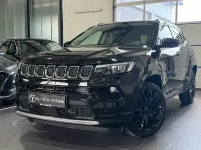 Gebraucht Jeep Compass 131 PS (96 kW) 2023 Schwarz (black) SUV