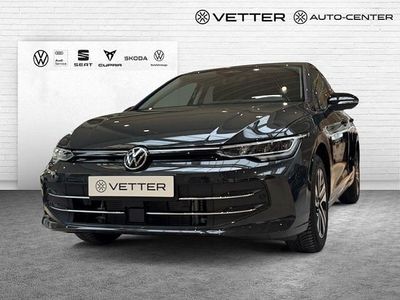 Neu VW Golf VIII 116 PS (85 kW) 2026 Grau Limousine