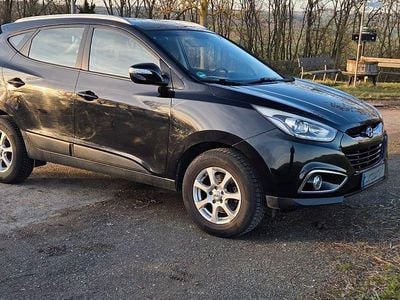 Second-hand Hyundai ix35 Finale 135 CP (99 kW) 2015 Negru SUV