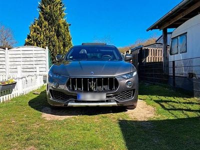 Gebraucht Maserati Levante 289 PS (212 kW) 2016 Grau SUV