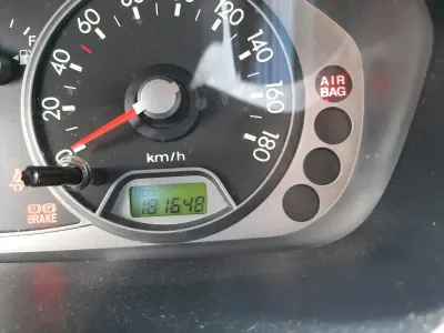 Brugt Kia Picanto LX 65 HK (47 kW) 2005 Grå Hatchback