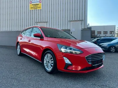 Używany Ford Focus Titanium 150 KM (110 kW) 2020 Czerwony Kombi