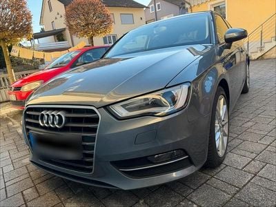 Gebraucht Audi A3 Sportback 122 PS (89 kW) 2014 Grau Kleinwagen