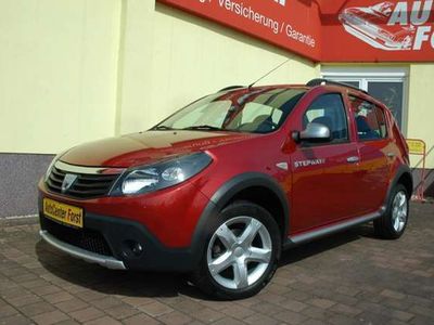 Gebraucht 11 Dacia Sandero 1 1 Benzin 75 Ps 3 900 Schenkenzell Autouncle