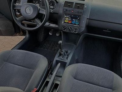 Brugt VW Polo Comfortline 75 HK (55 kW) 2006 Grå Hatchback