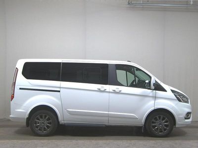 Gebraucht Ford Tourneo Custom Titanium 185 PS (136 kW) 2022 Weiss Van