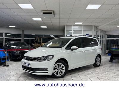 Gebraucht VW Touran Comfortline 150 PS (110 kW) 2023 Weiß Van / Kleinbus
