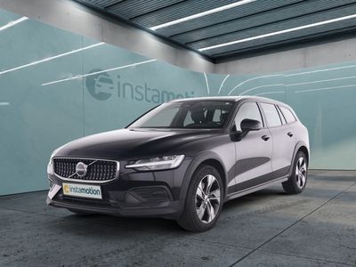 Gebraucht Volvo V60 CC Plus 196 PS (144 kW) 2023 Schwarz Kombi